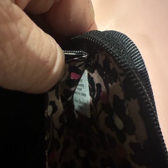 Vera Bradley Black denim and leather Quilted Wristlet/wallet NWOT - Picture 7 of 8